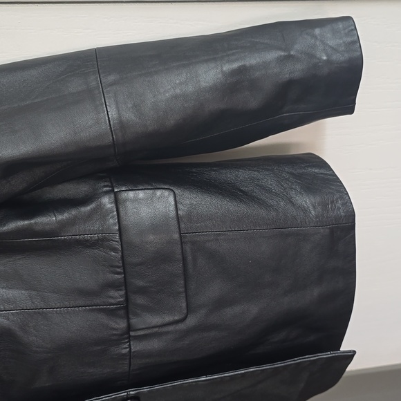 Jaclyn Smith Classics Genuine Leather Jacket - Picture 4 of 10